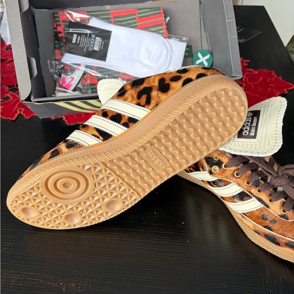 ADIDAS SAMBA NYLON WALES BONNER DARK BROWN - Picture 2 of 3